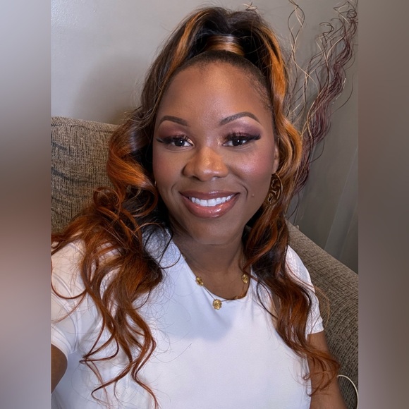 Meet your Posher, Khandi - Picture 1 of 1